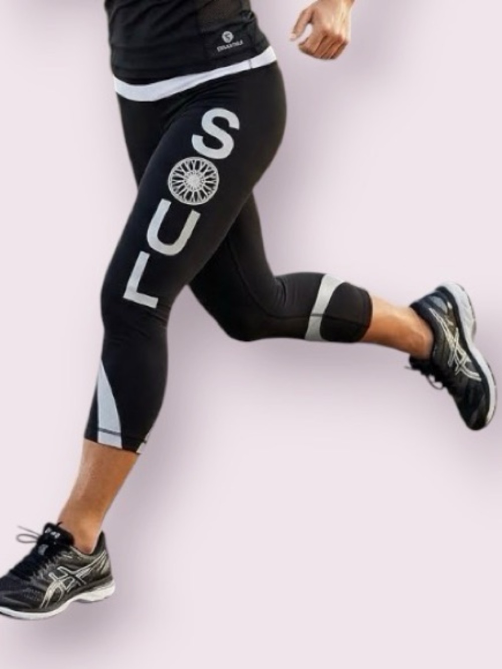 Lululemon x SoulCycle Crop Leggings Black & White Size 8